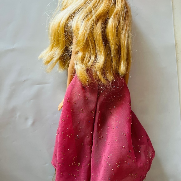 Fashion fever barbie doll 2007 - Picture 6 of 13